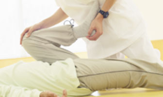 施術後の確認のイメージ写真